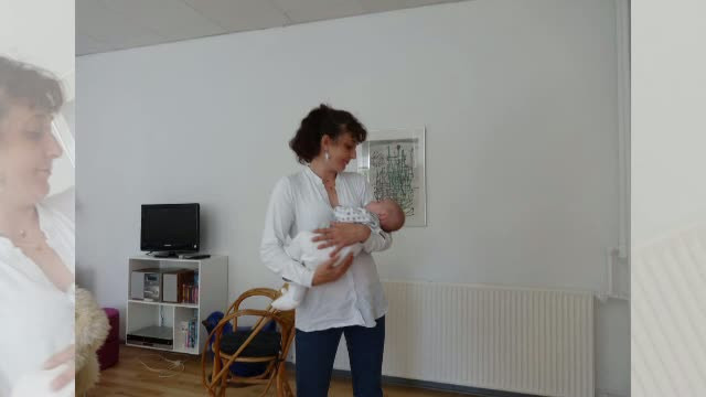 "Imi vreau puiul inapoi". Strigatul disperat al unei romance careia statul danez i-a luat copilul, din cauza unei depresii