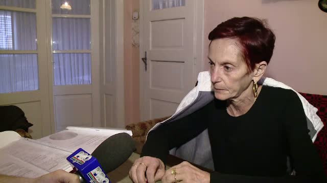 O doctorita din Brasov a ramas oarba dupa o operatie la picior. Femeia ii acuza pe medicii de la un spital privat