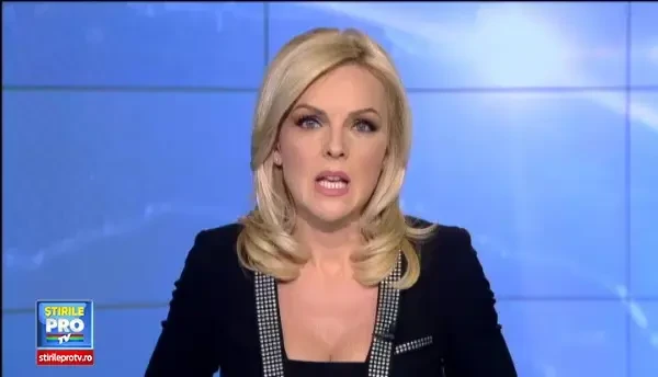 Romanii cu internet, televizor cu ecran plat si WC in fundul gradinii. 64% dintre tarani traiesc ca in Evul Mediu