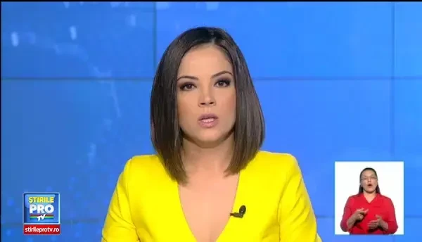 Accident cumplit in Italia: doi romani au ars de vii. Masina a sarit peste un sens giratoriu si a intrat intr-o casa