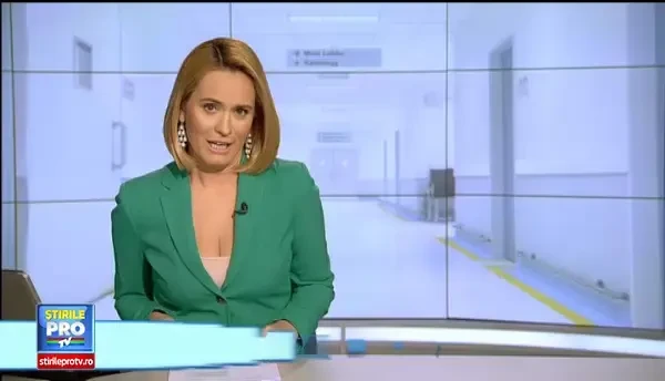 Cat scot romancele din buzunar pentru un posterior dupa modelul Jennifer Lopez. Doamnele trecute de 40 de ani, cliente fidele