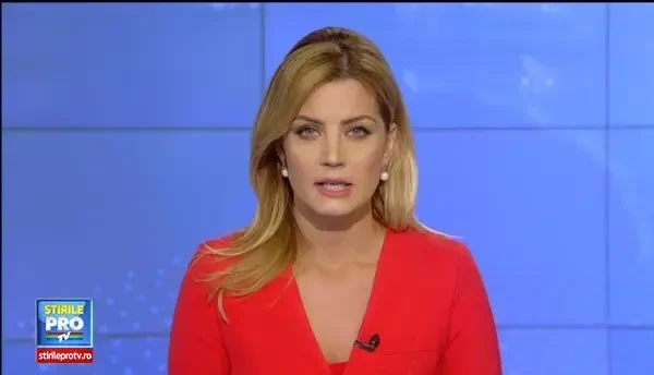 Un barbat a murit dupa ce s-a injunghiat si a dat foc apartamentului din centrul Capitalei. Ce au descoperit anchetatorii