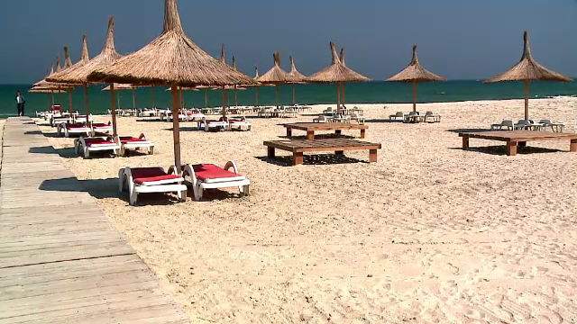 Turistii care vor de 1 Mai in Vama Veche sau Mamaia trebuie sa mearga cu cortul. S-au epuizat toate locurile de cazare