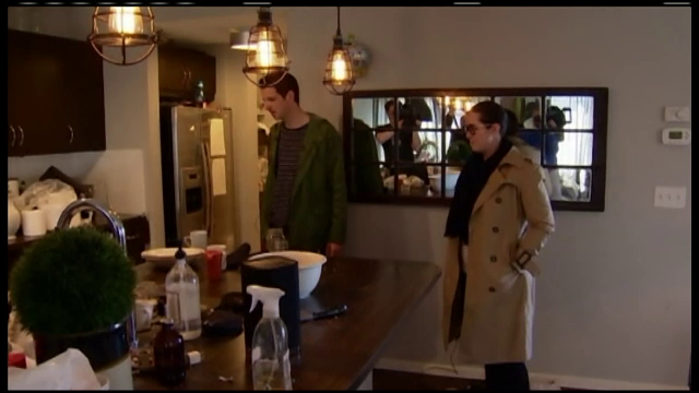 Au crezut ca isi inchiriaza casa unor nuntasi, dar ce au gasit dupa 3 zile e greu de descris. Patania unui cuplu din Canada