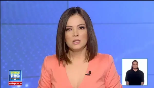 Functionarii din administratia publica locala protesteaza in fata primariilor: Avem salarii mai mici decat un om de serviciu