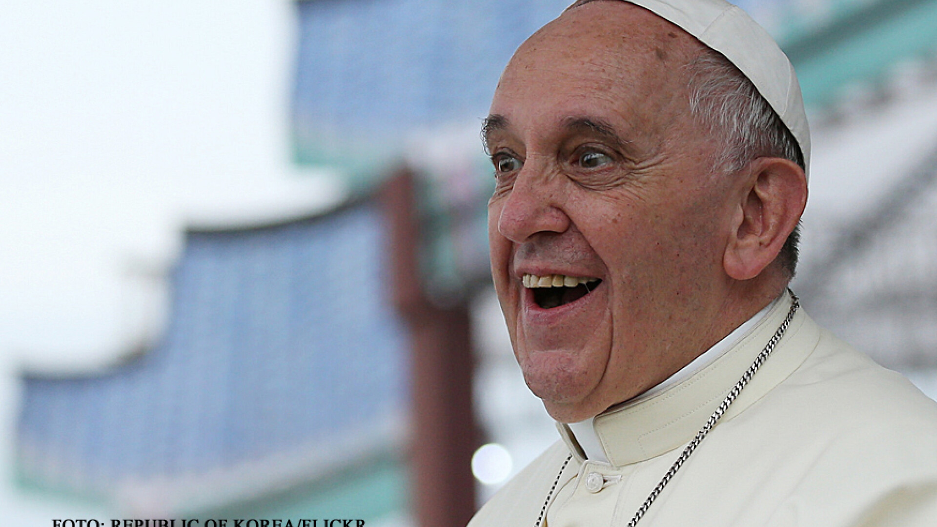 Presedintele comunist al Cubei viziteaza Vaticanul ca sa-i multumeasca Papei. Pentru ce este recunoscator Castro