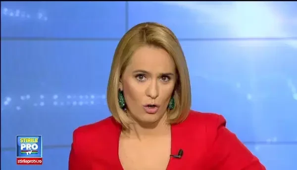 O excursie cu prietenii s-a transformat in tragedie. O tanara din Cluj a murit, dupa ce a cazut cu masina intr-o prapastie