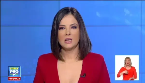 1 Mai in Bucuresti. Tinerii au umplut terasele si cluburile din Centrul Vechi, unde animatoarele au incalzit atmosfera