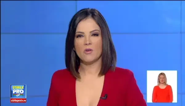 Protest violent pe strazile din Milano. Tineri mascati au incendiat zeci de masini si au atacat fortele de ordine cu pietre