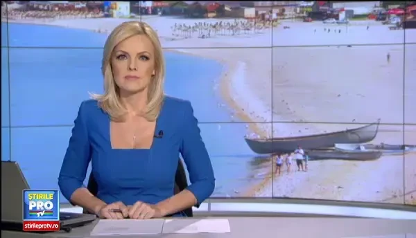 Ultima noapte de petreceri la Vama Veche, cu mii de tineri care au dansat uzi pana la piele. Cum au sfidat turistii ploaia