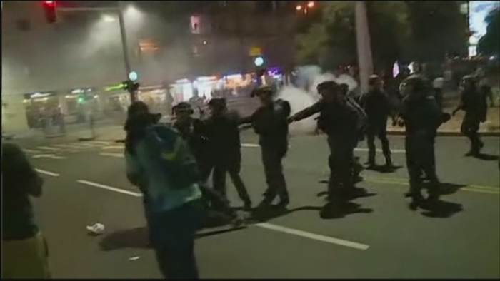 Confruntari soldate cu zeci de raniti in Israel. Protestatarii au incercat sa ocupe primaria din Tel Aviv