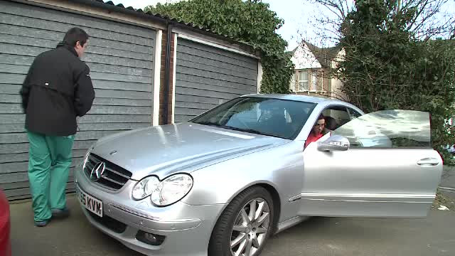 In Romania, erau platiti cu mere si gaini, in Londra dau o lectie de viata. "Daca ar fi toti romanii ca ei, am fi mai bogati"