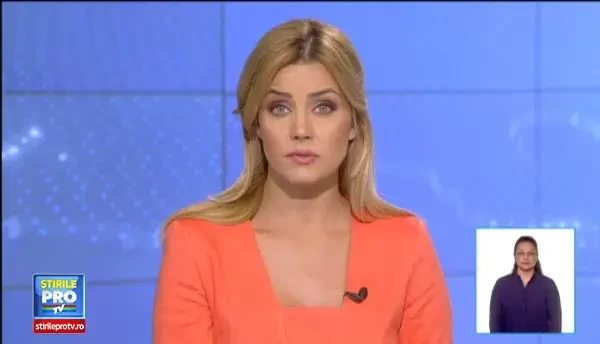 Prin acoperis ploua, iar in pereti sunt gauri de la sobolani. Trei frati din Galati, dati in grija statului chiar de mama