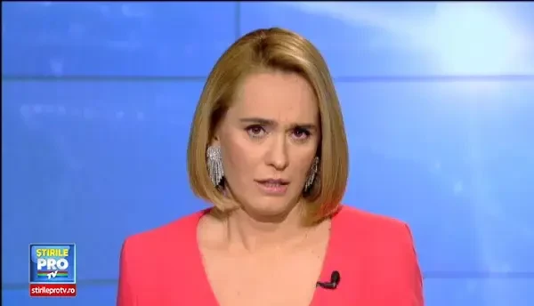 Doi barbati au murit, dupa ce masina in care se aflau a fost strapunsa de un parapet metalic. Soferul ar fi adormit la volan