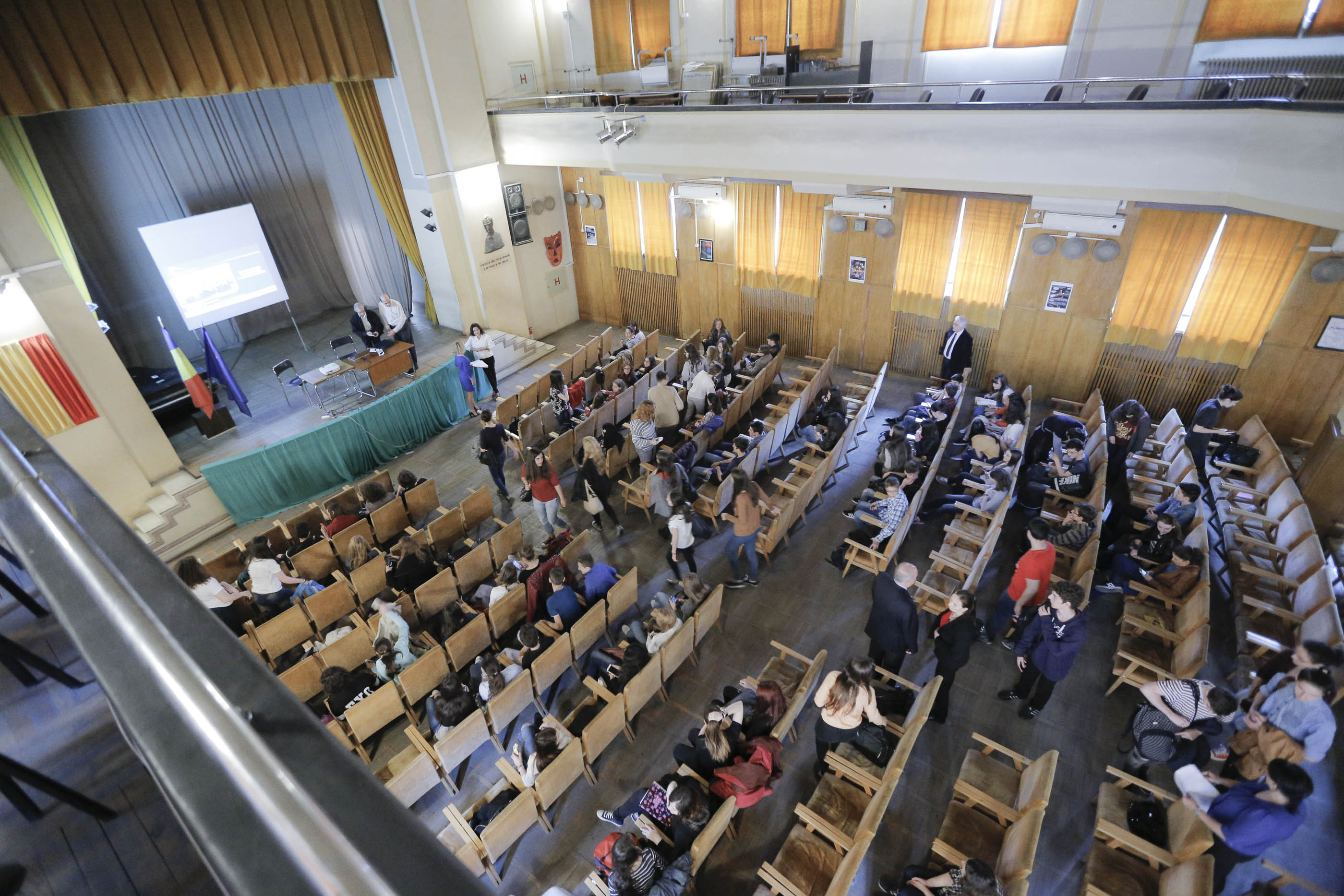 Amalia Sterescu maraton Public Speaking in scoli