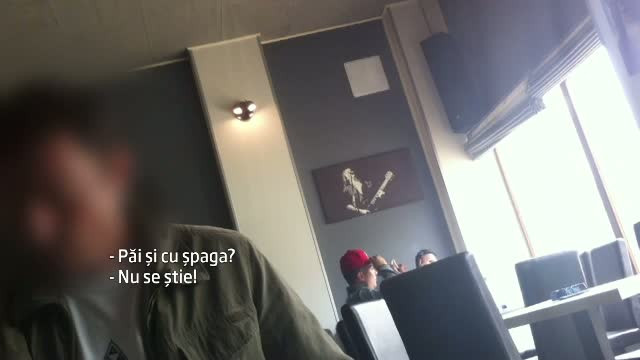 Experiment StirileProTV: Reactia ospatarilor de pe litoral, atunci cand primesc bacsis. "Cu spaga... nu se stie"