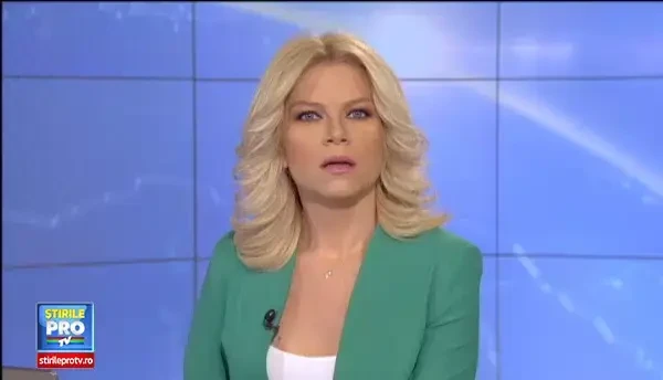 Un copil de un an a scapat cu viata dupa ce a cazut de la etajul trei. Ce se afla la mica distanta de locul prabusirii