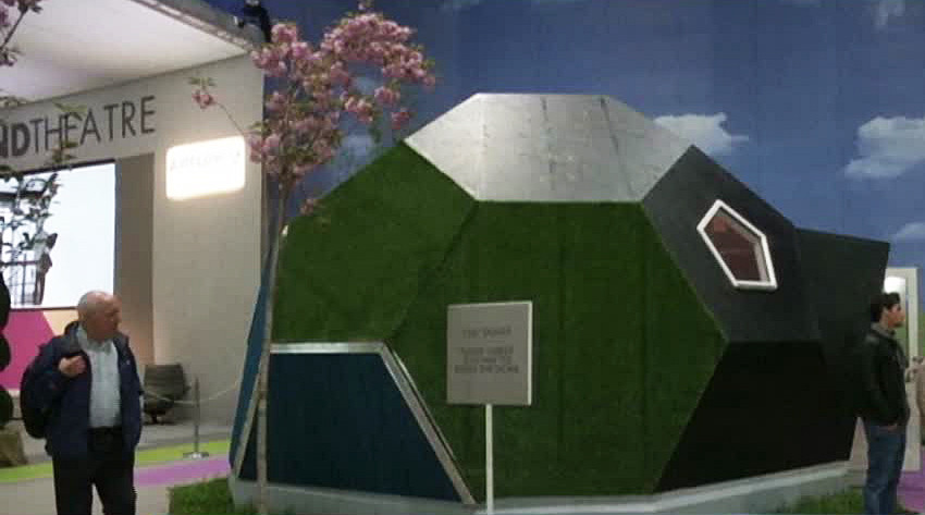 Cum ar putea arata casa viitorului. Ziduri facute din canepa maruntita si apartamente la pachet, livrate pe bucati