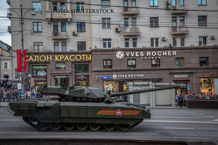 tanc Armata T-14 la parada de Ziua Victoriei