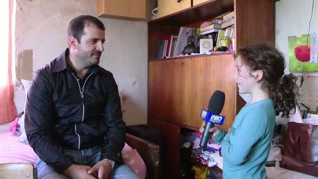 Casa "Share" merge mai departe. Tanarul care a construit o locuinta pentru sase copii parasiti de mama are un nou proiect