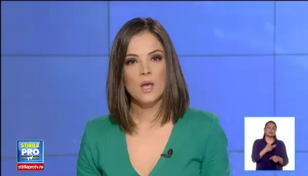 Cal de 400 de kilograme, salvat cu ajutorul unui scripete in Hunedoara. Cum a ajuns animalul intr-o groapa de 5 metri