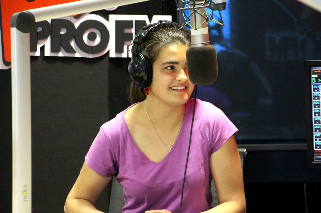 O romanca de 19 ani a castigat o bursa de studii in SUA, dar risca sa piarda totul. Cum o puteti ajuta sa-si urmeze visul