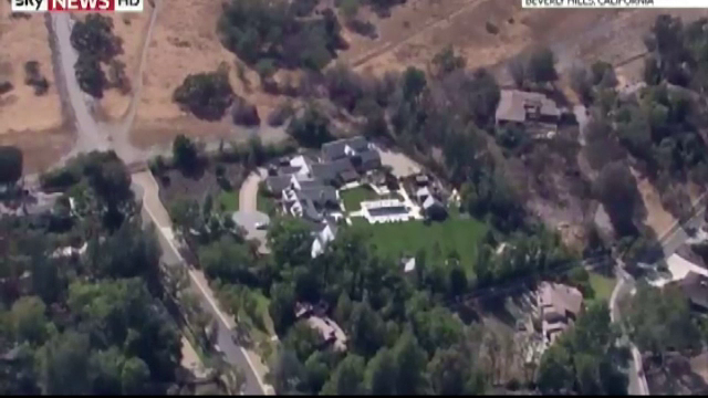 Seceta din California nu a ajuns si in curtea vedetelor de la Hollywood. Celebritatile sunt acuzate ca fac risipa de apa