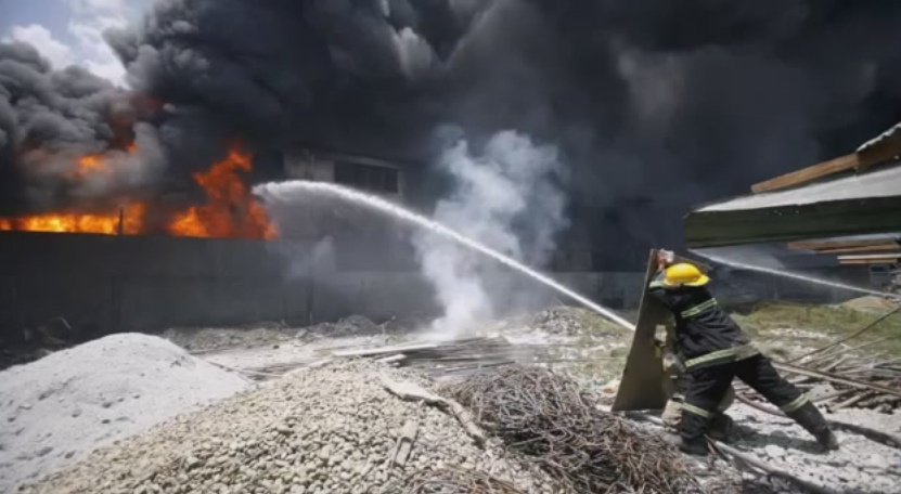 Cel putin 72 de morti intr-un incendiu violent izbucnit la o fabrica din Filipine. Victimele, identificate cu teste ADN