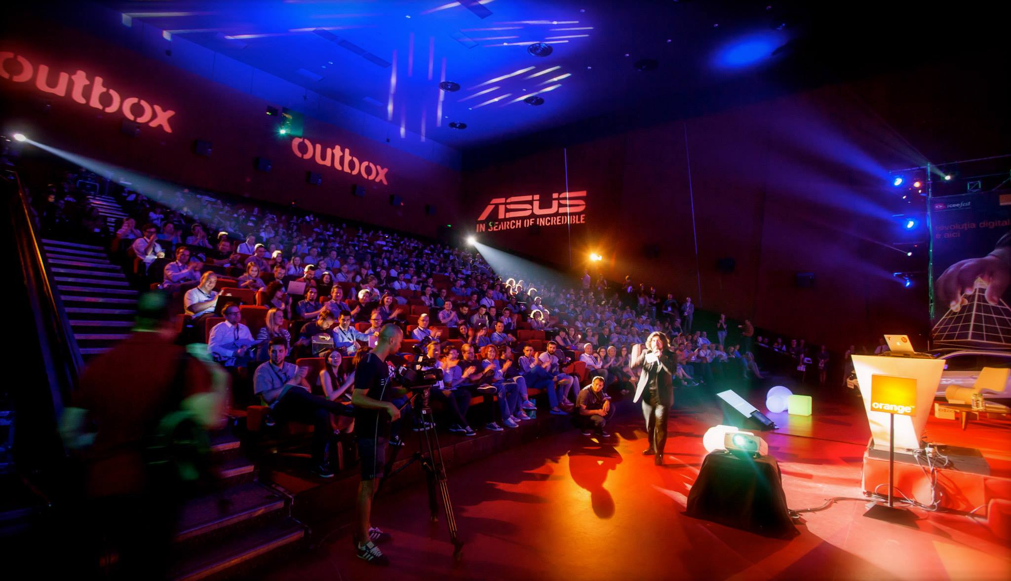 Locul din Romania unde se vor intalni rivalii cu sute de milioane de cititori. Ce trebuie sa stii despre ICEEfest 2015