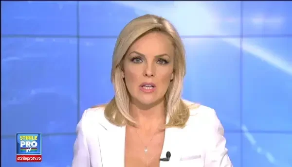 Scandalul a luat amploare in Focsani. Enoriasii excomunicati de Biserica Ortodoxa au protestat in fata lacasului de cult