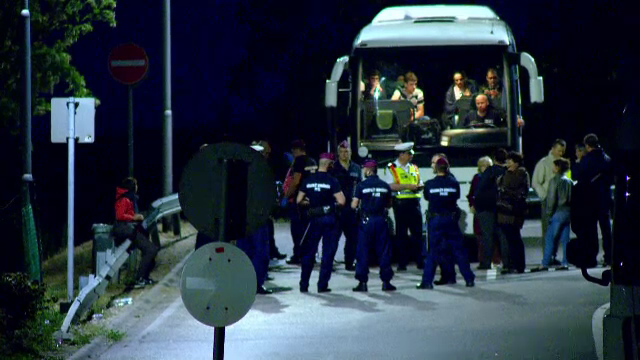 Alerta maxima intr-un autocar cu romani. Ce au descoperit politistii in compartimentul de bagaje: "Ne-ar fi putut omori"