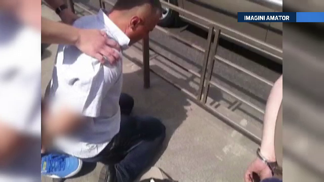 Trei indivizi din Capitala le prezentau unor batrani un loz "castigator". Urma o schema din care strangeau mii de euro