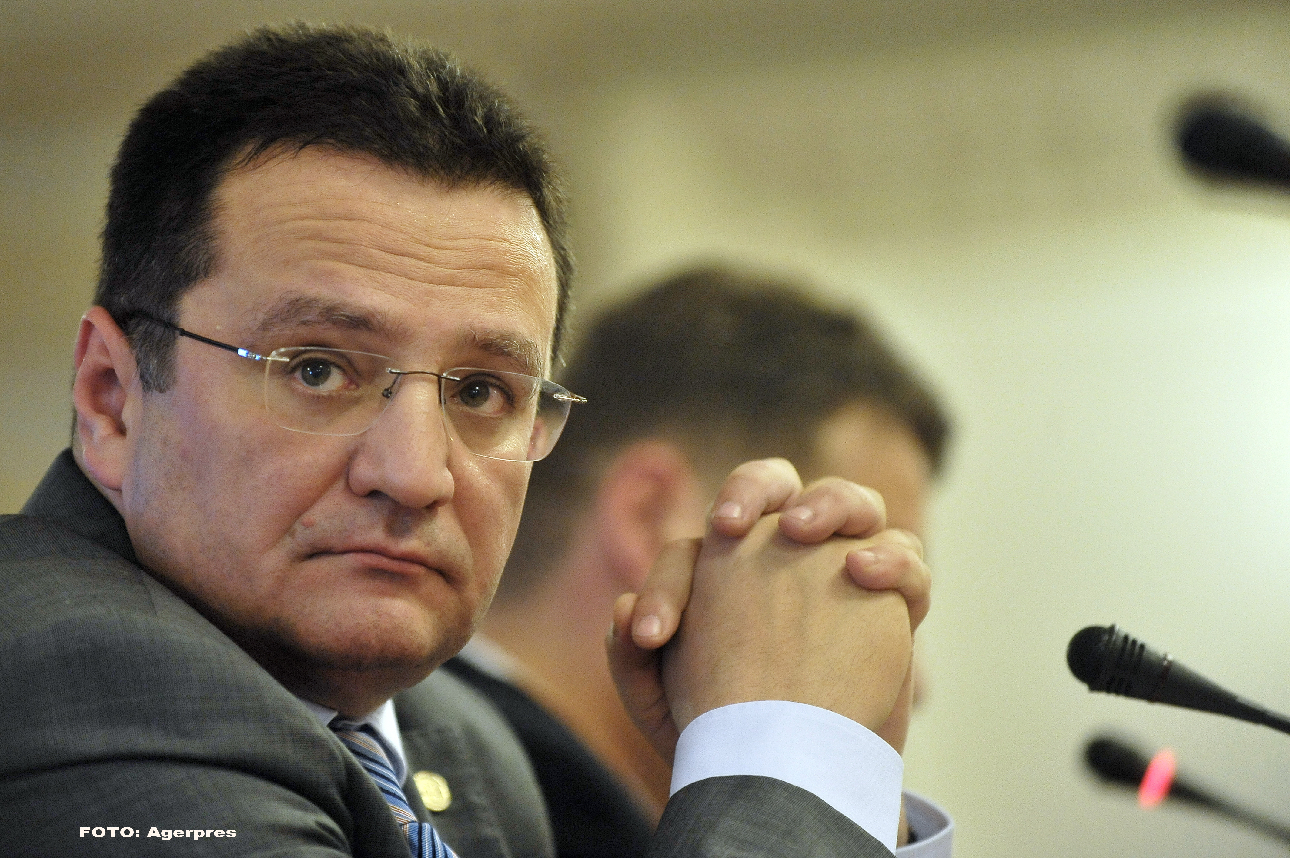 Manda îl cheamă de urgență pe George Maior la comisia SRI. ”A mințit”