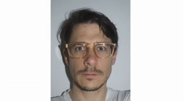 Barbatul care si-a facut o poza in fiecare zi, timp de 16 ani. Ce a vrut sa demonstreze americanul