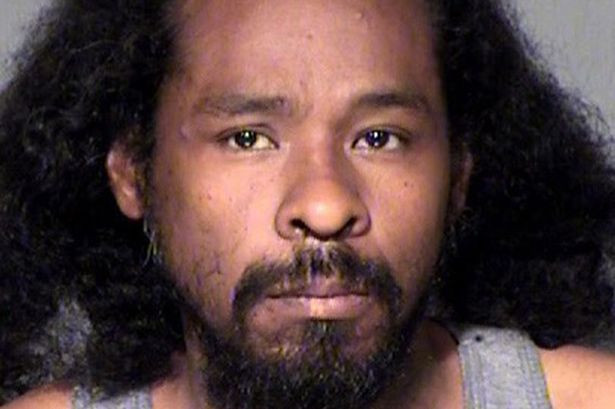 Un barbat din SUA a fost arestat dupa ce a pipait o femeie pe strada. Scuza amuzanta pe care a gasit-o