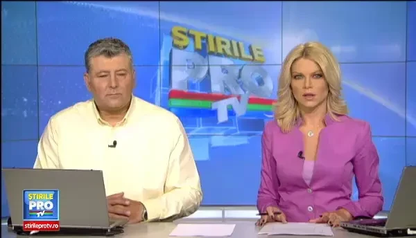 Cum a ajuns un barbat din Botosani sa cantareasca 300 de kg. Pompierii s-au luptat ore in sir sa-l duca acasa, de la spital