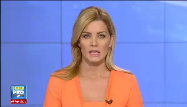 Un baietel de 7 ani din Hunedoara a ajuns la spital, dupa ce i-a cazut in cap o canapea aruncata de la etaj