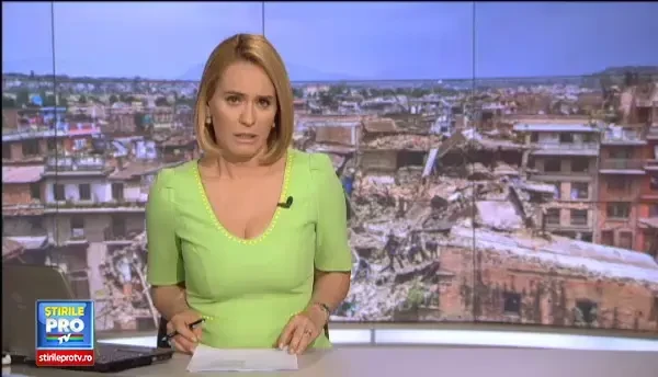 Cand toata lumea vrea sa te ajute, dar te saboteaza propria infrastructura. Marea problema a unei tari distruse de cutremur