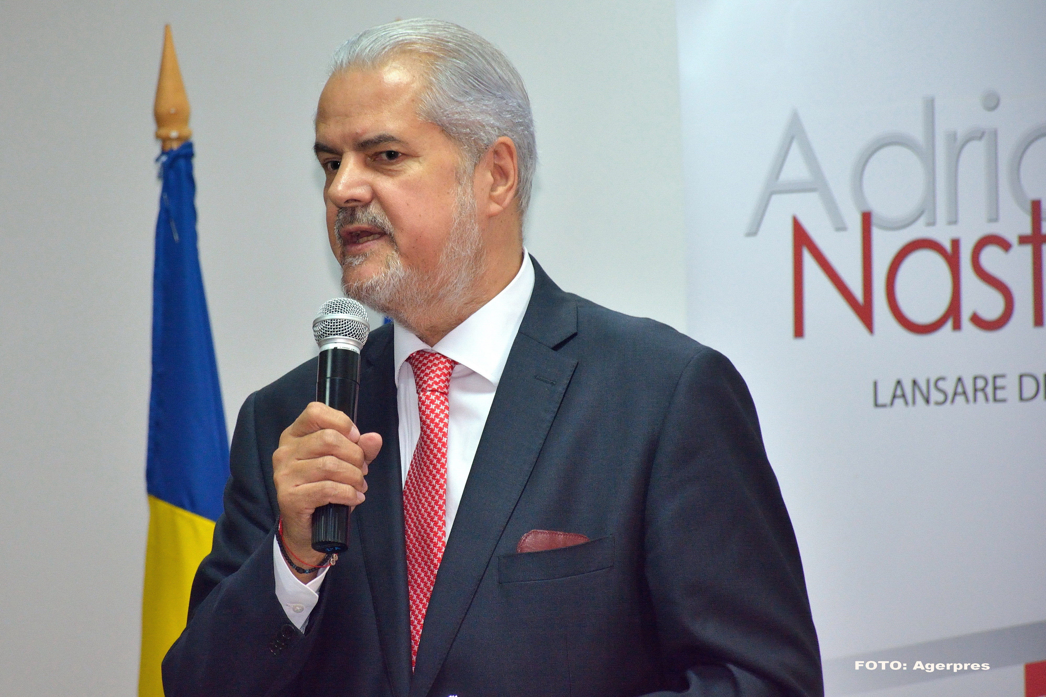 Comisia Juridica, aviz negativ pentru urmarirea penala a lui Ponta. Ce sanse au liberalii sa treaca in plen cererea DNA