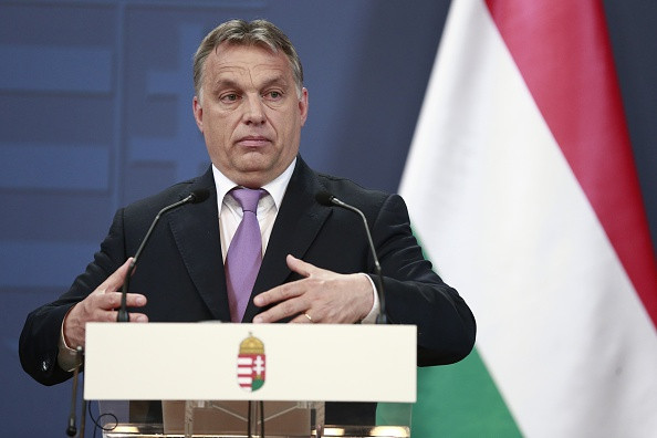 Premierul Ungariei, Viktor Orban, intampinat de presedintele Comisiei Europene cu replica: "Salut, dictatorule!" VIDEO