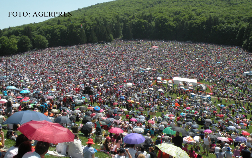 300 de mii de oameni, la cel mai mare pelerinaj catolic din tara noastra. Ce oficiali maghiari au venit in Romania