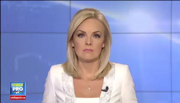 Si-a ucis sotia cu 50 de lovituri de cutit, apoi a vrut sa se sinucida. Motivul: se temea ca ramane singur acasa