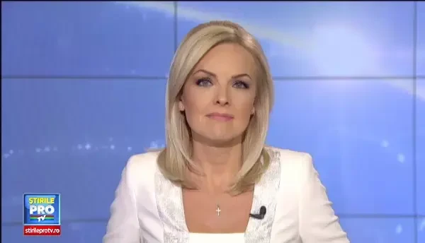 Klaus Iohannis si-a lansat a doua carte. Ce spune presedintele despre rolul jucat de sotia sa in campania electorala