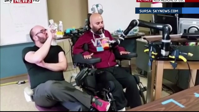 Inventia care schimba viata oamenilor cu dizabilitati. Bratul bionic, testat cu succes pe un tanar paralizat de la gat in jos