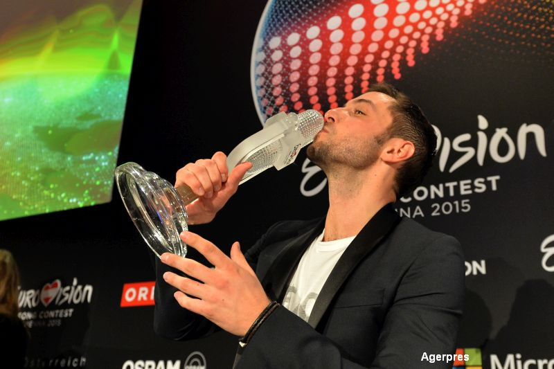 EUROVISION 2015. Acuzatii de plagiat la adresa castigatorului. "De ce ascult melodia "Lovers on the Sun?". VIDEO