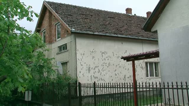 "A venit grindina cat oul de gaina". Pagube uriase in nord-vestul tarii dupa ce furtunile au traversat zona