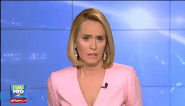 Un cantaret de muzica populara care i-ar fi distrat pe sotii Ceausescu in tinerete, retinut de DIICOT pentru proxenetism