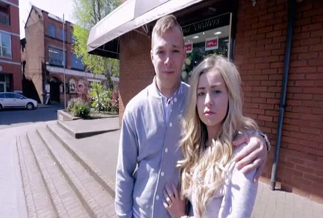 Iubita refuza sa se casatoreasca cu el din cauza tatuajelor de pe corp. Cum arata tanarul de 31 de ani fara tricou. FOTO