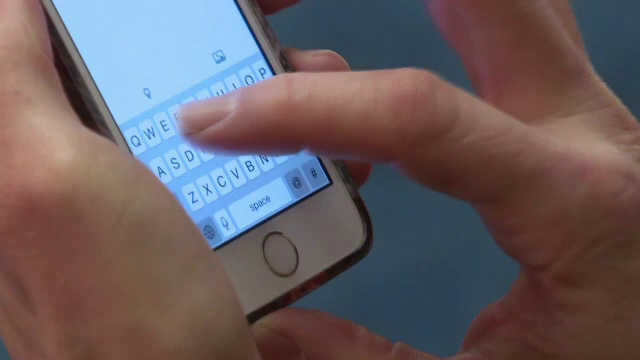 Mesajul ciudat care iti blocheaza iPhone-ul. Ce trebuie sa faci pentru a-l debloca