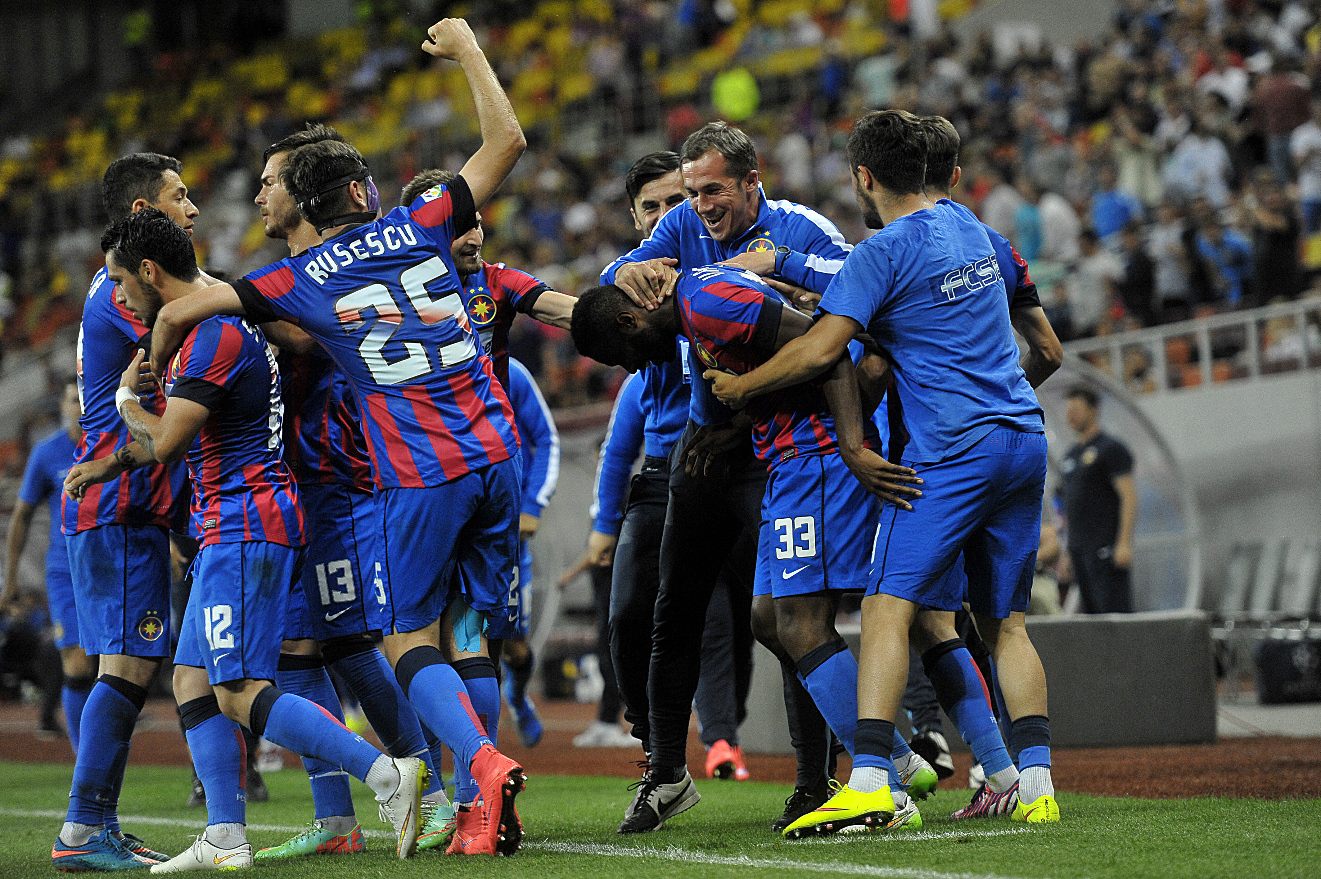 Steaua a cucerit dramatic campionatul si a obtinut al treilea sau titlu consecutiv. Desfasurarea meciului